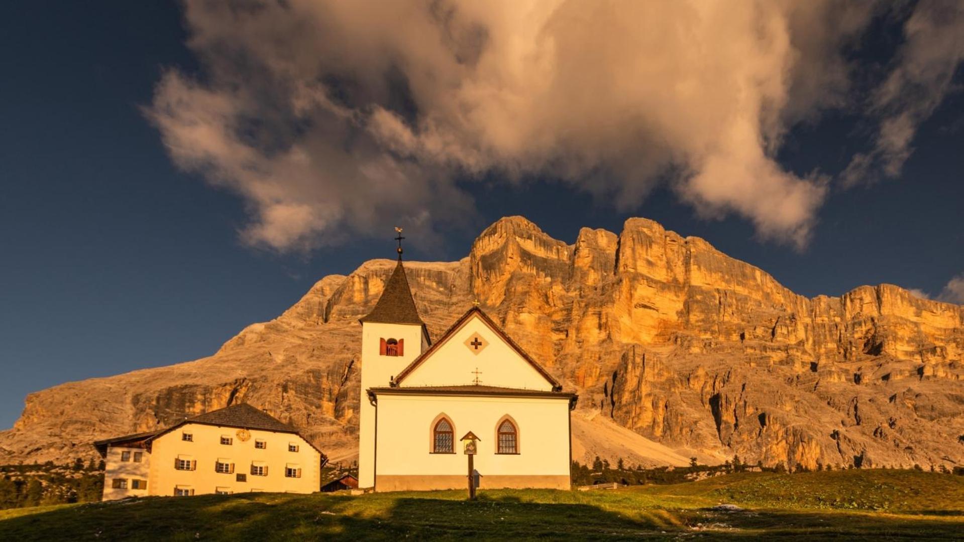 Miraval Naturhotel Badia  Dış mekan fotoğraf