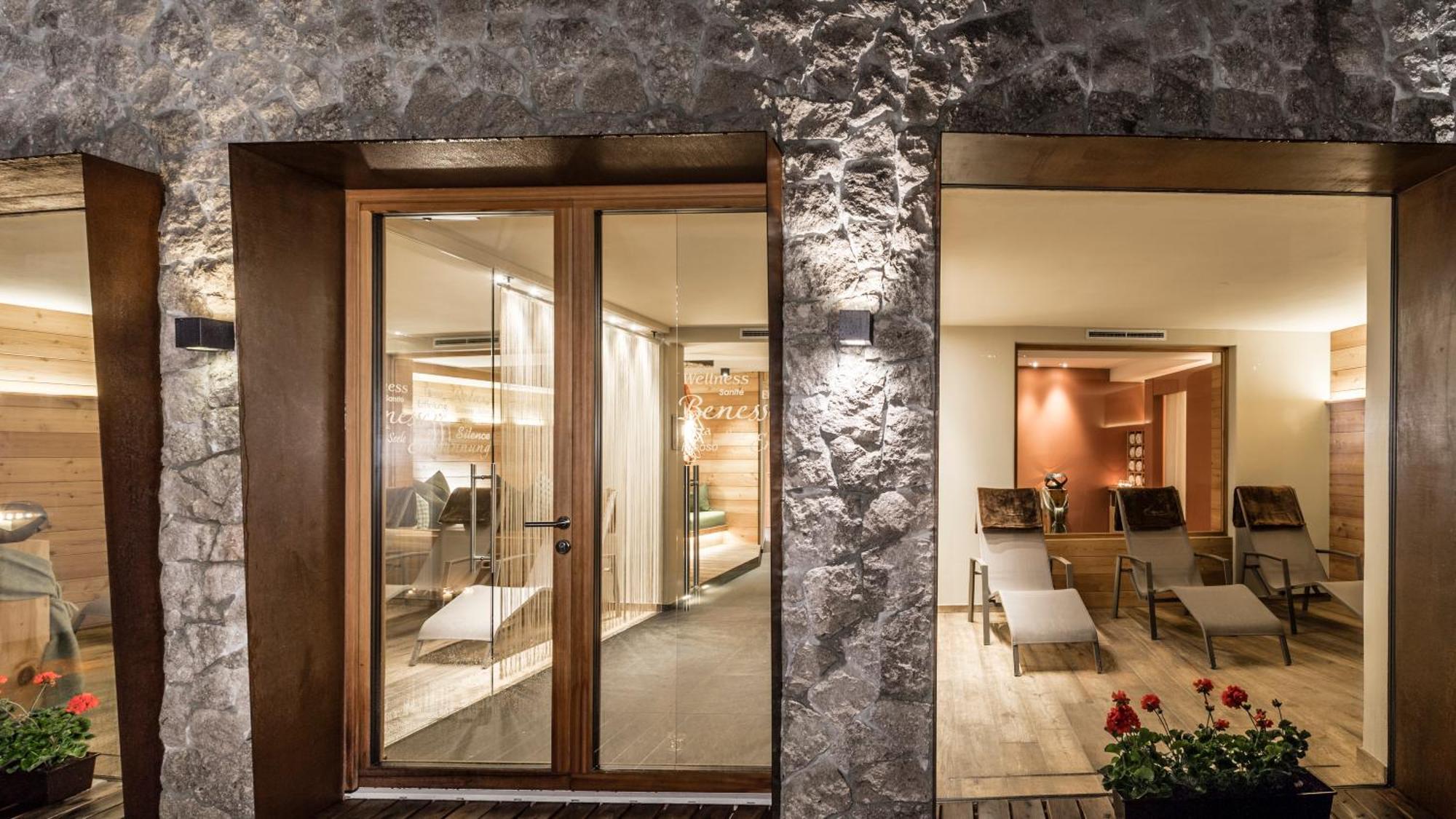 Miraval Naturhotel Badia  Dış mekan fotoğraf