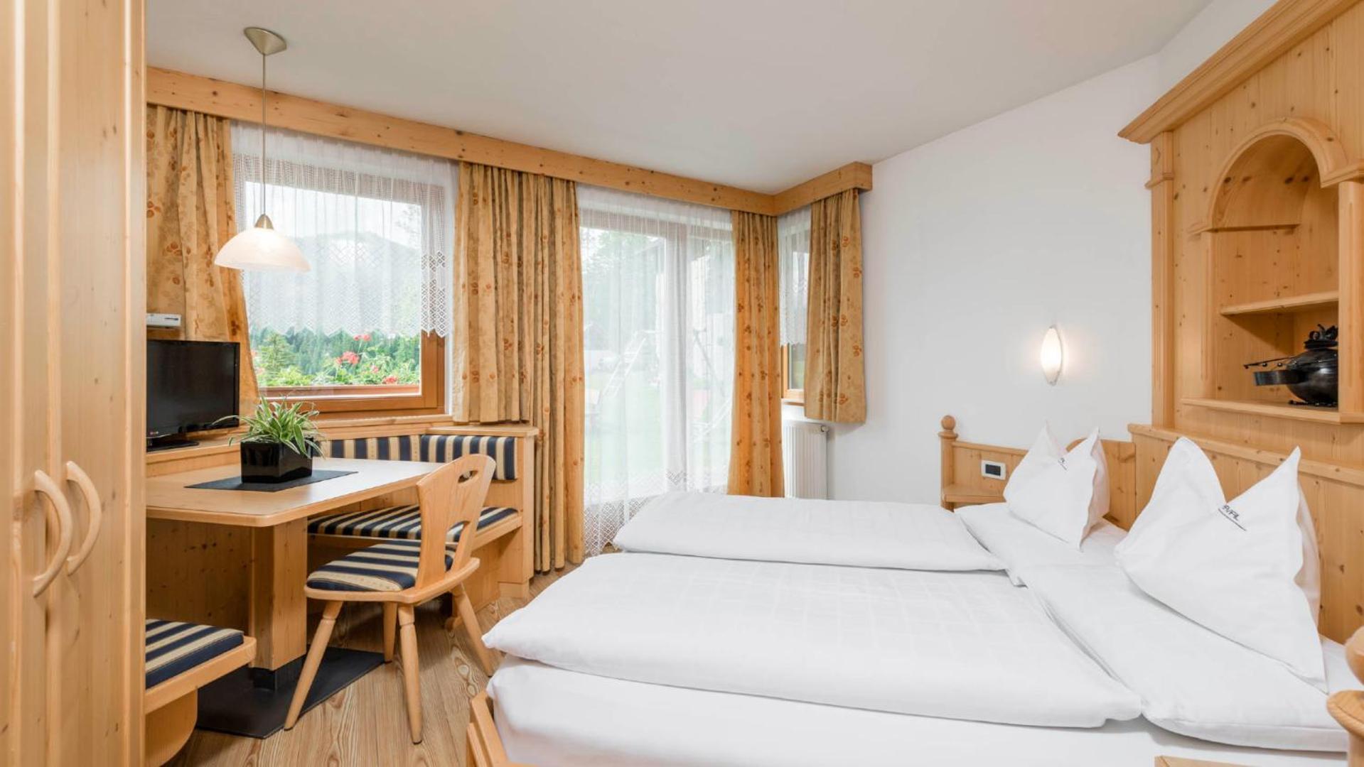 Miraval Naturhotel Badia  Oda fotoğraf